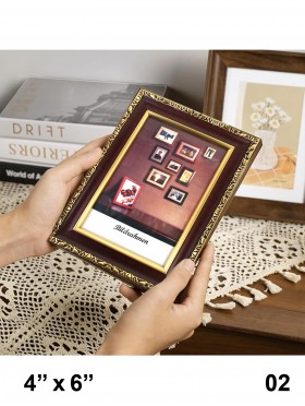 Small Wooden Picture Frame W/ Gold Lining